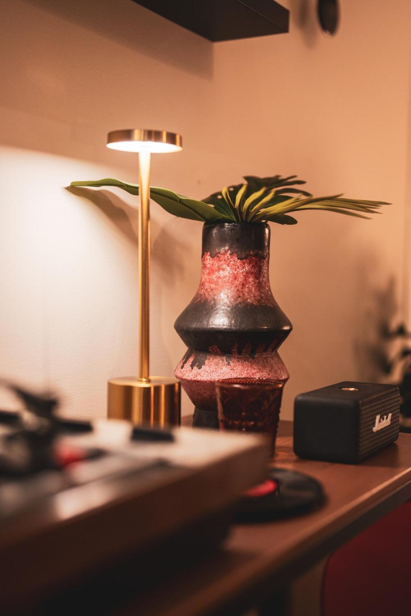 Retro Nutshell! Apartment *